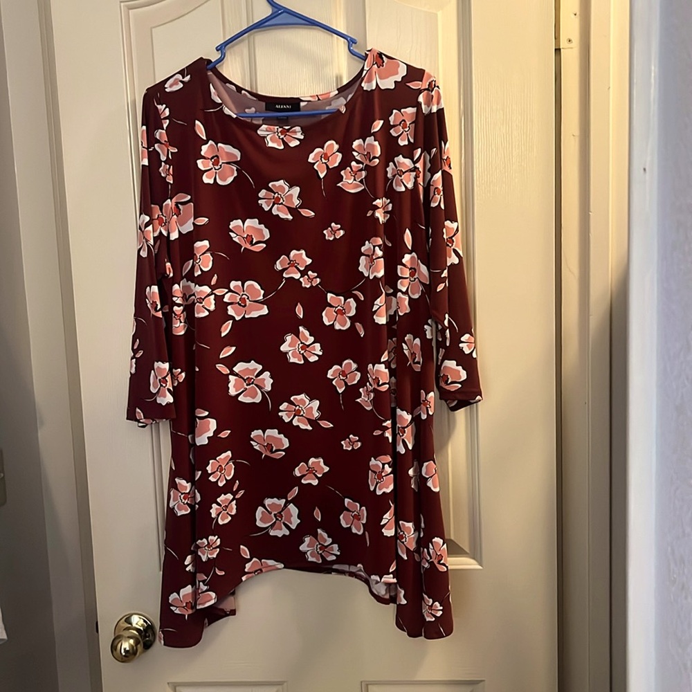 Flower pattern blouse